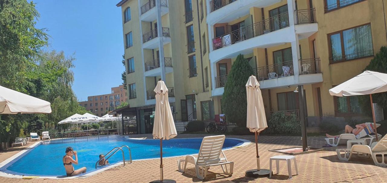 Golden Dreams Apartment Pantai Sunny Luaran gambar