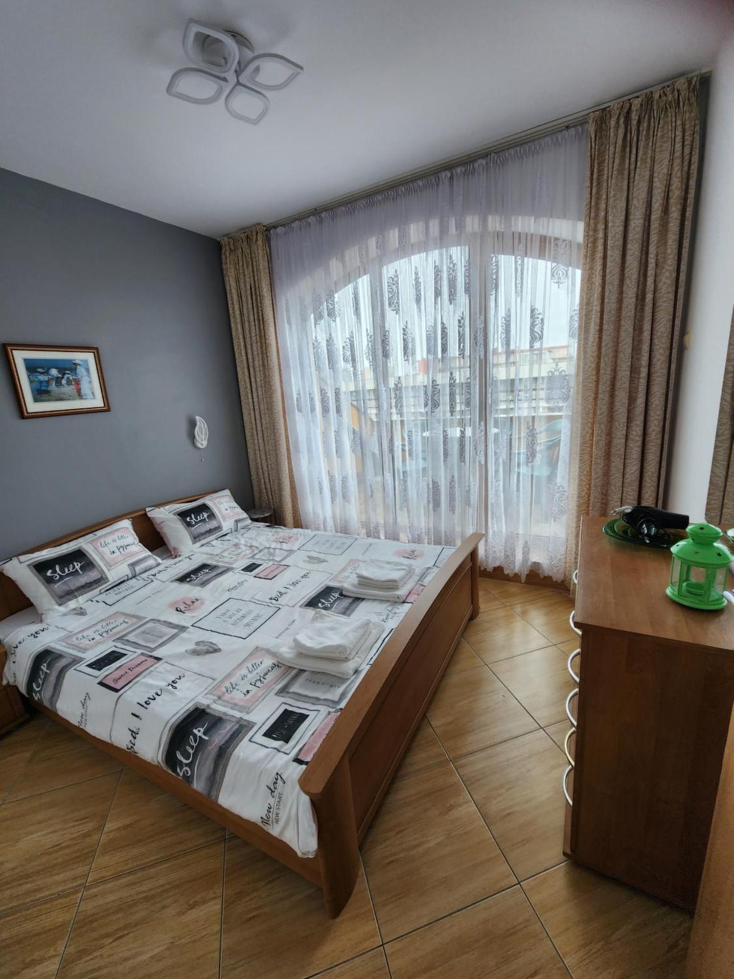 Golden Dreams Apartment Pantai Sunny Bilik gambar